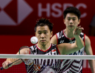 Indonesia Open: Hosts Ride Finals High